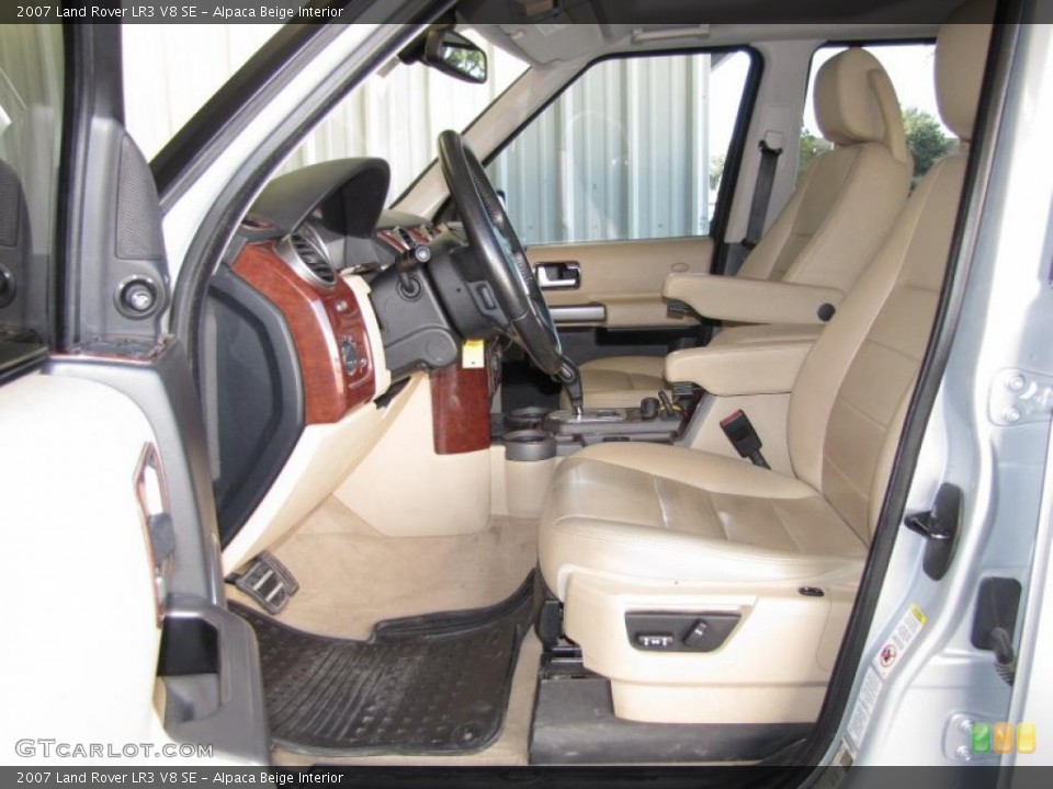 Alpaca Beige Interior Photo for the 2007 Land Rover LR3 V8 SE #39590949