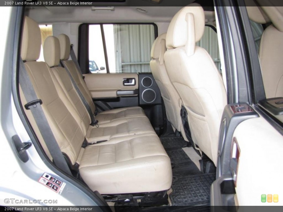 Alpaca Beige Interior Photo for the 2007 Land Rover LR3 V8 SE #39590961