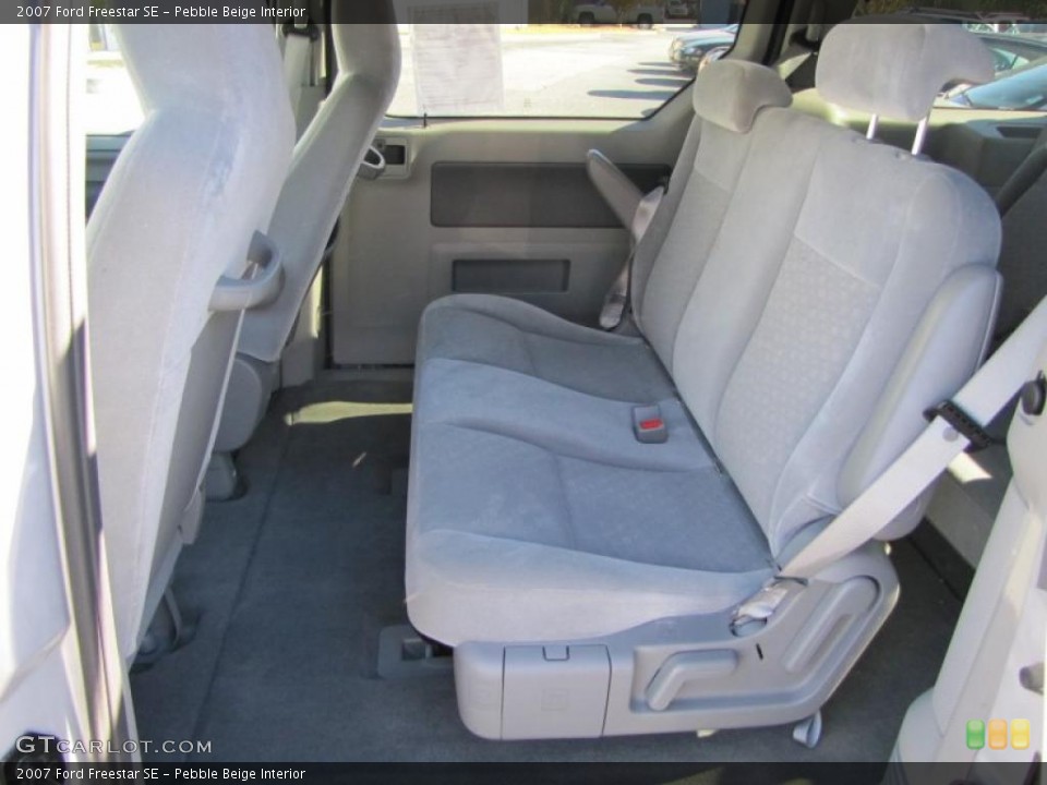 Pebble Beige Interior Photo for the 2007 Ford Freestar SE #39594235