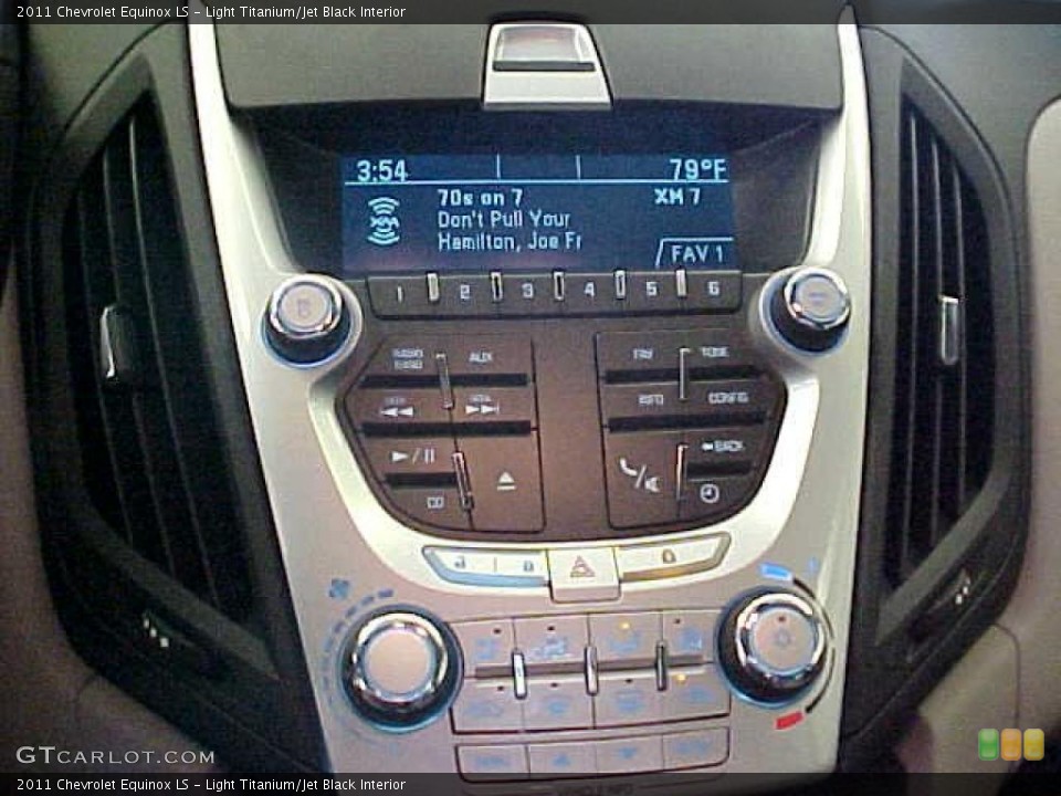 Light Titanium/Jet Black Interior Controls for the 2011 Chevrolet Equinox LS #39595815