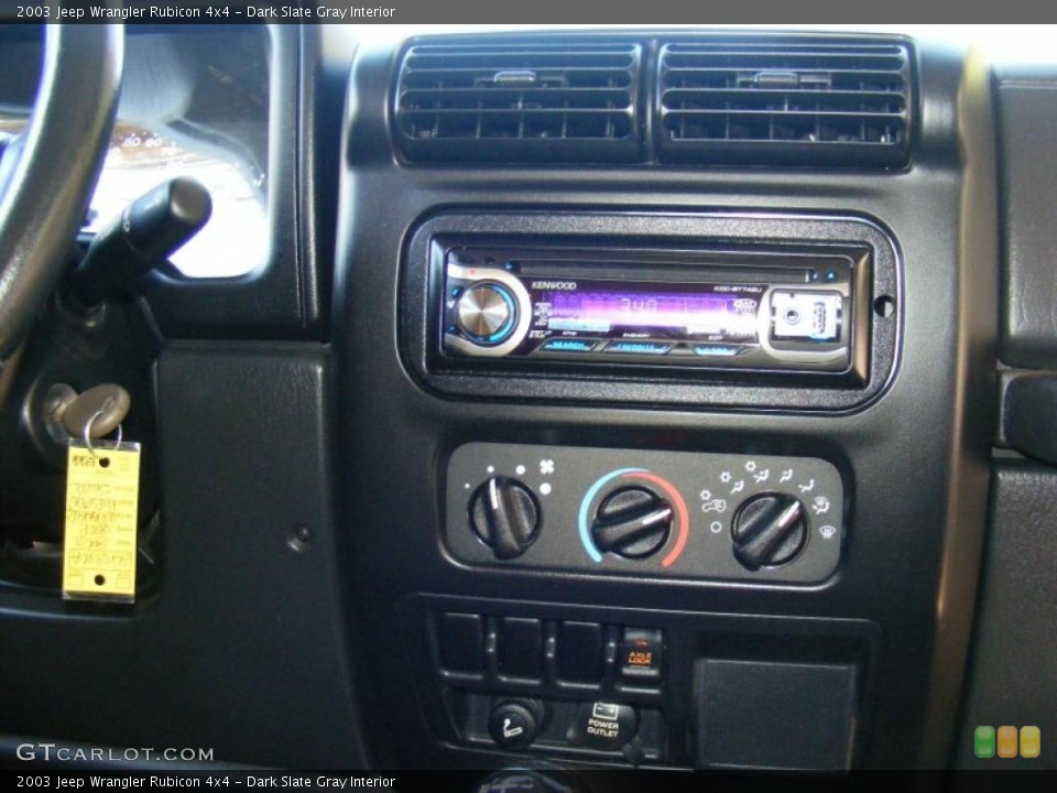 Dark Slate Gray Interior Controls for the 2003 Jeep Wrangler Rubicon 4x4 #39599337