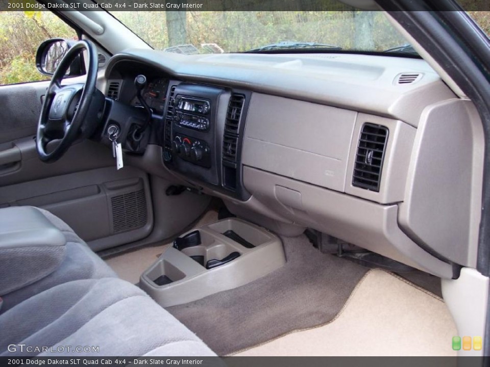 Dark Slate Gray Interior Dashboard for the 2001 Dodge Dakota SLT Quad Cab 4x4 #39600713