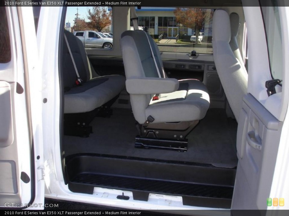 Medium Flint Interior Photo for the 2010 Ford E Series Van E350 XLT Passenger Extended #39605857
