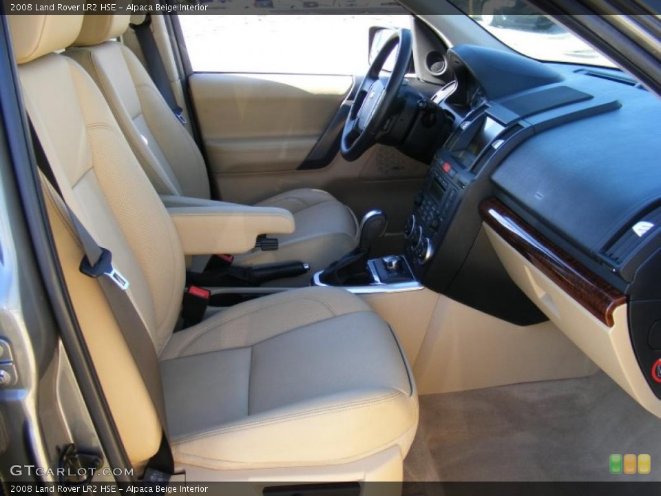 Alpaca Beige Interior Photo for the 2008 Land Rover LR2 HSE #39611405