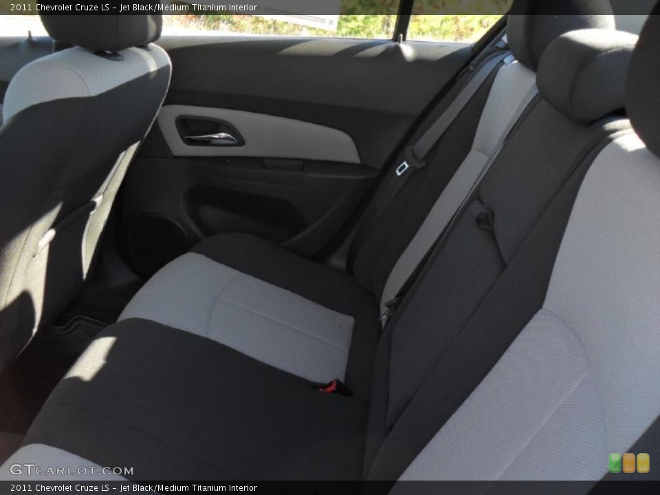 Jet Black/Medium Titanium Interior Photo for the 2011 Chevrolet Cruze LS #39614157