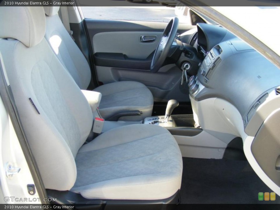 Gray Interior Photo for the 2010 Hyundai Elantra GLS #39614209