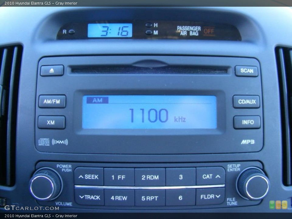 Gray Interior Controls for the 2010 Hyundai Elantra GLS #39614321