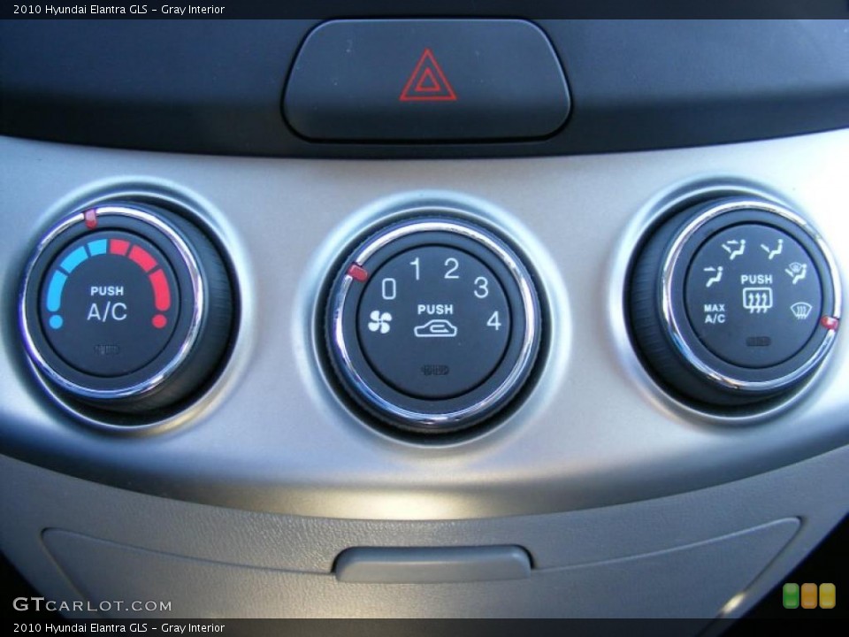 Gray Interior Controls for the 2010 Hyundai Elantra GLS #39614341