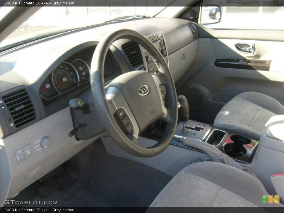 Gray Interior Photo for the 2008 Kia Sorento EX 4x4 #39625594