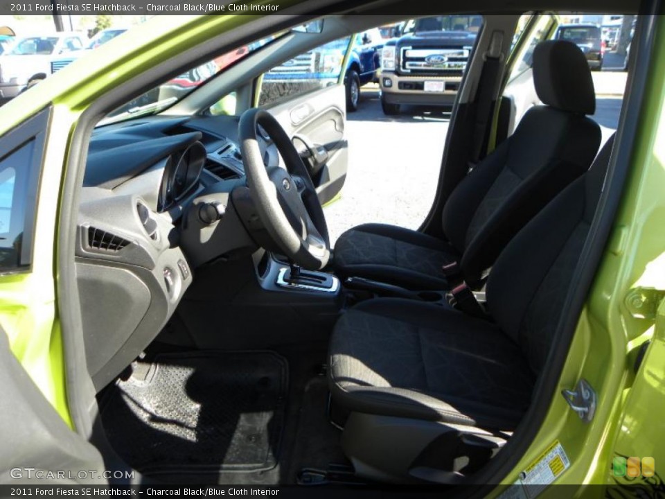 Charcoal Black/Blue Cloth Interior Photo for the 2011 Ford Fiesta SE Hatchback #39630218