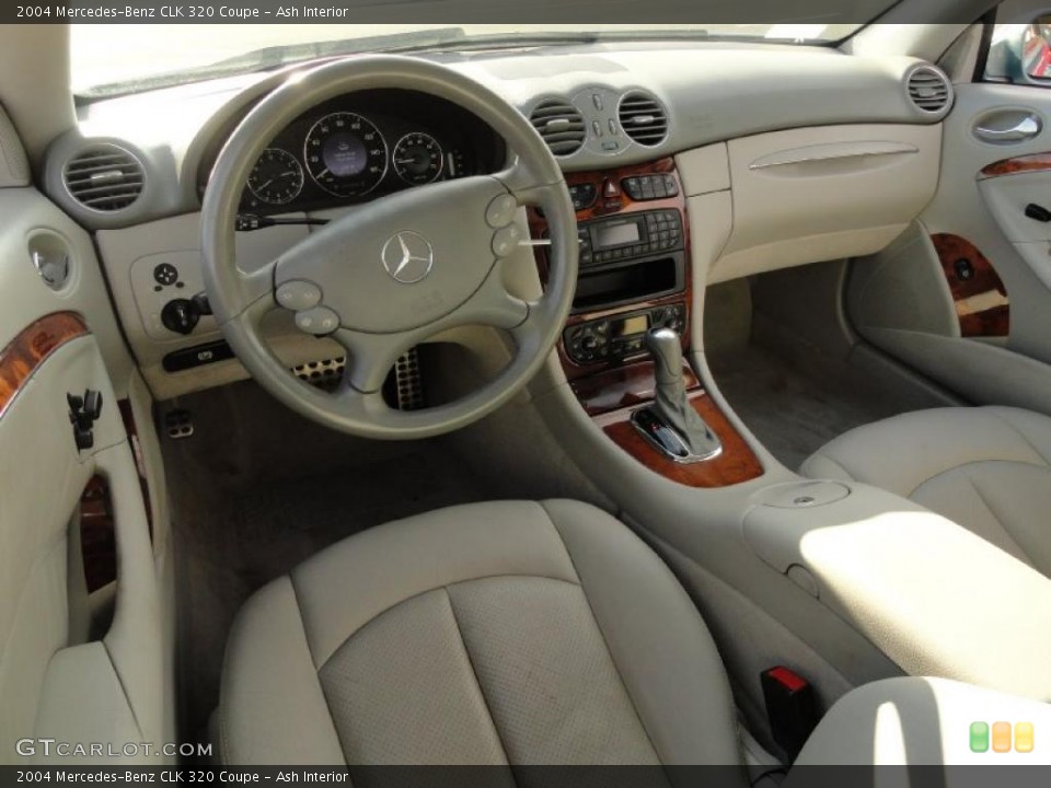 Ash Interior Photo for the 2004 Mercedes-Benz CLK 320 Coupe #39632786