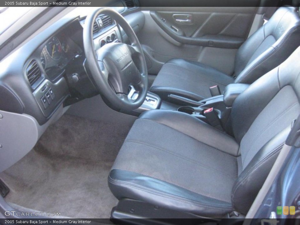 Medium Gray Interior Photo for the 2005 Subaru Baja Sport #39648108
