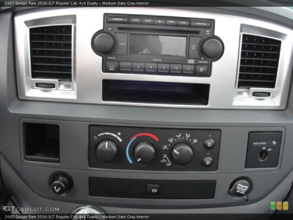 Medium Slate Gray Interior Controls for the 2007 Dodge Ram 3500 SLT Regular Cab 4x4 Dually #39650880