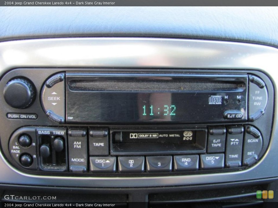 Dark Slate Gray Interior Controls for the 2004 Jeep Grand Cherokee Laredo 4x4 #39655472