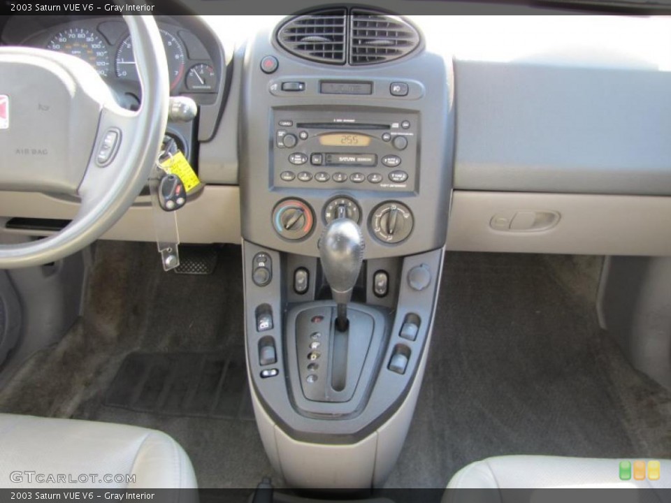 Gray Interior Controls for the 2003 Saturn VUE V6 #39662960