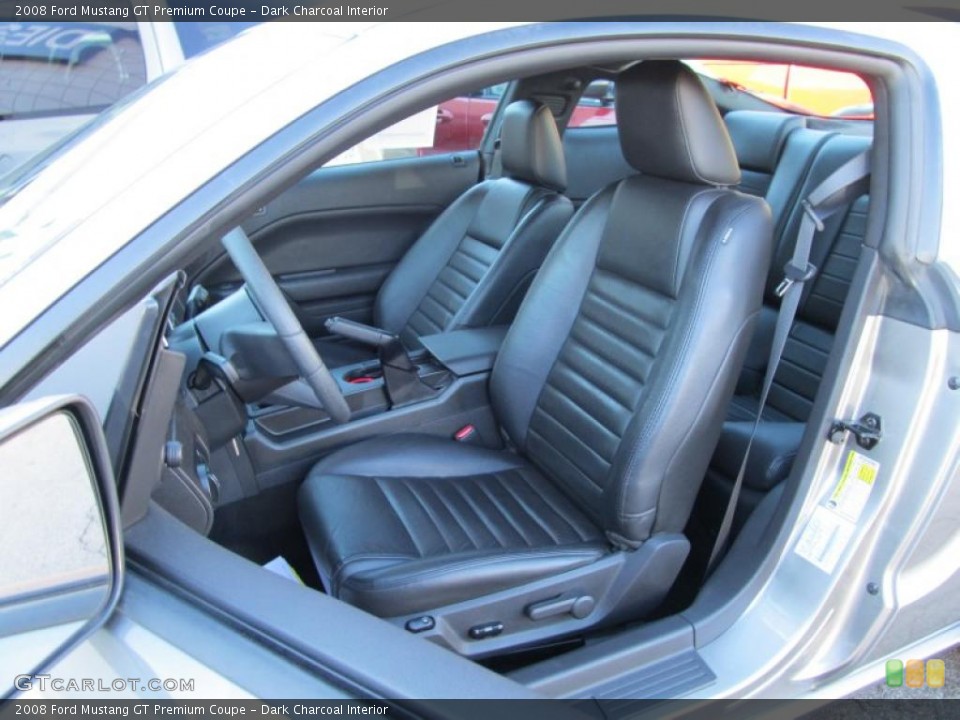 Dark Charcoal Interior Photo for the 2008 Ford Mustang GT Premium Coupe #39667859