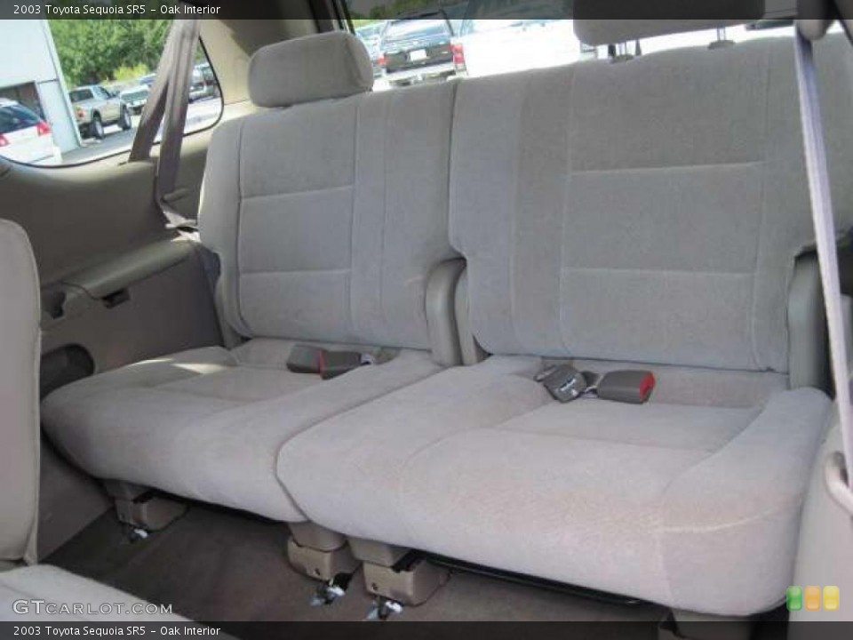 Oak Interior Photo for the 2003 Toyota Sequoia SR5 #39669143