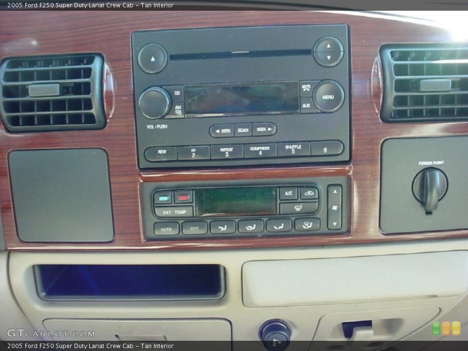 Tan Interior Controls for the 2005 Ford F250 Super Duty Lariat Crew Cab #39669791