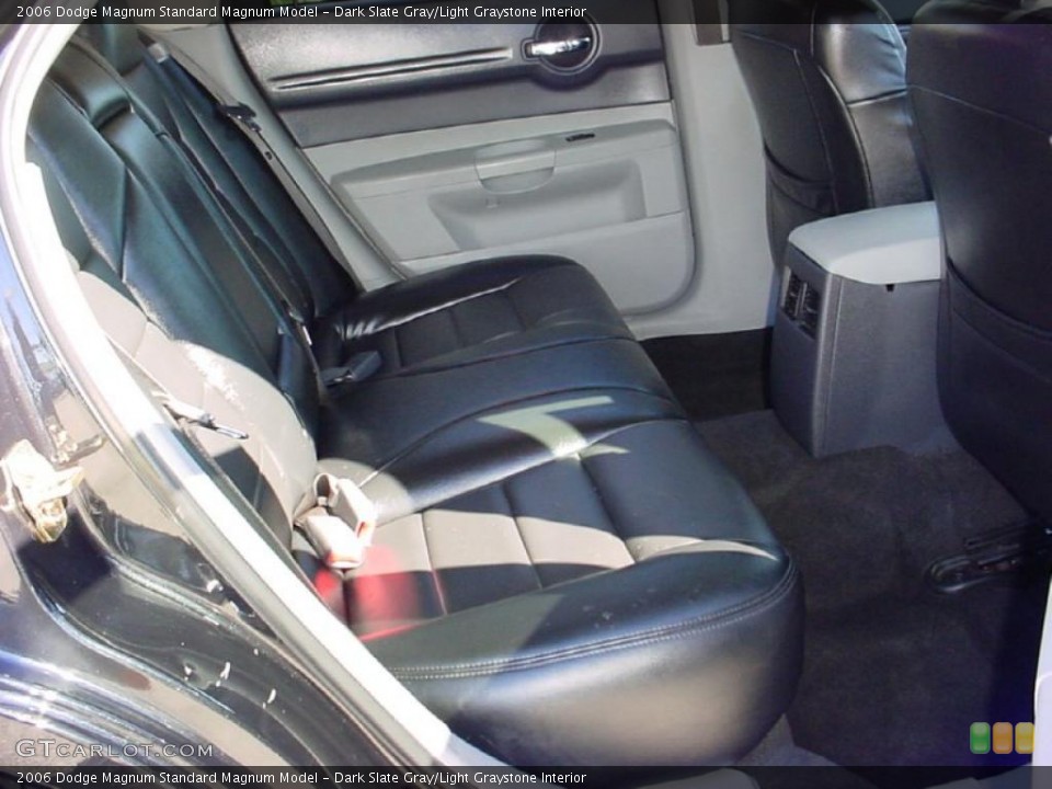 Dark Slate Gray/Light Graystone Interior Photo for the 2006 Dodge Magnum  #39670827
