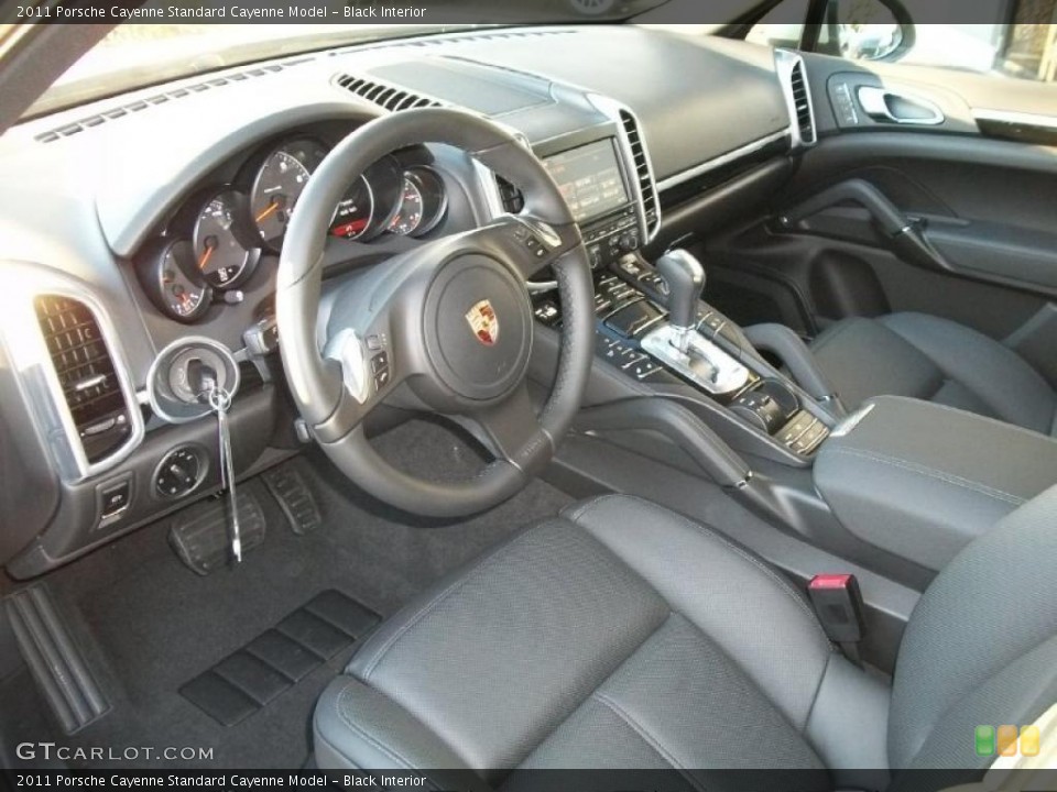 Black Interior Photo for the 2011 Porsche Cayenne  #39675647