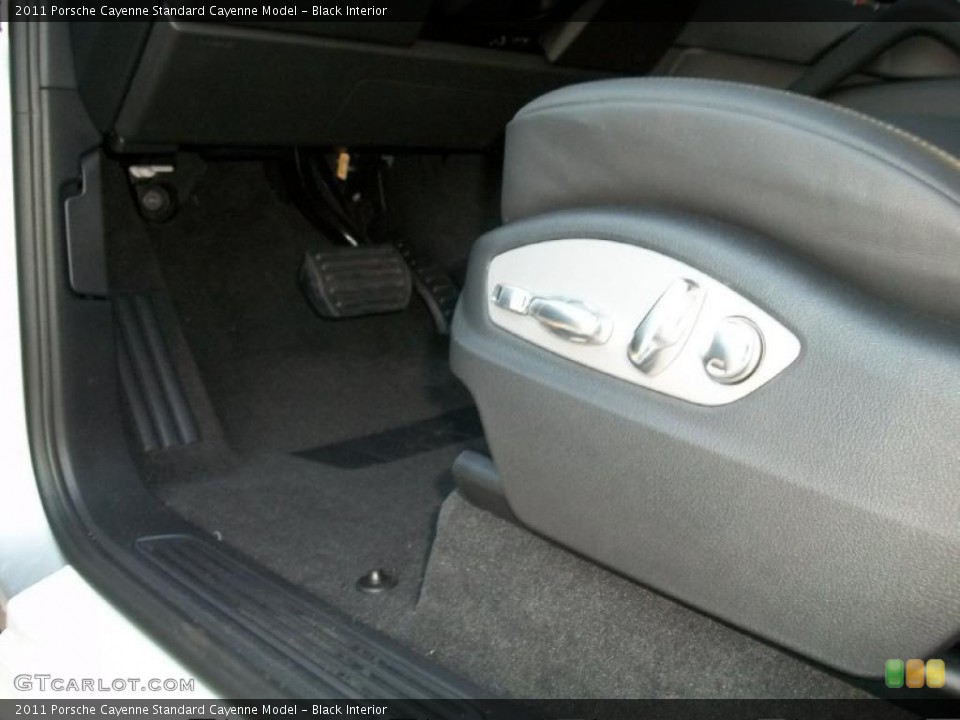 Black Interior Controls for the 2011 Porsche Cayenne  #39675663