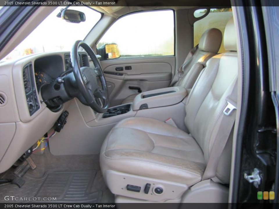 Tan Interior Photo for the 2005 Chevrolet Silverado 3500 LT Crew Cab Dually #39676047