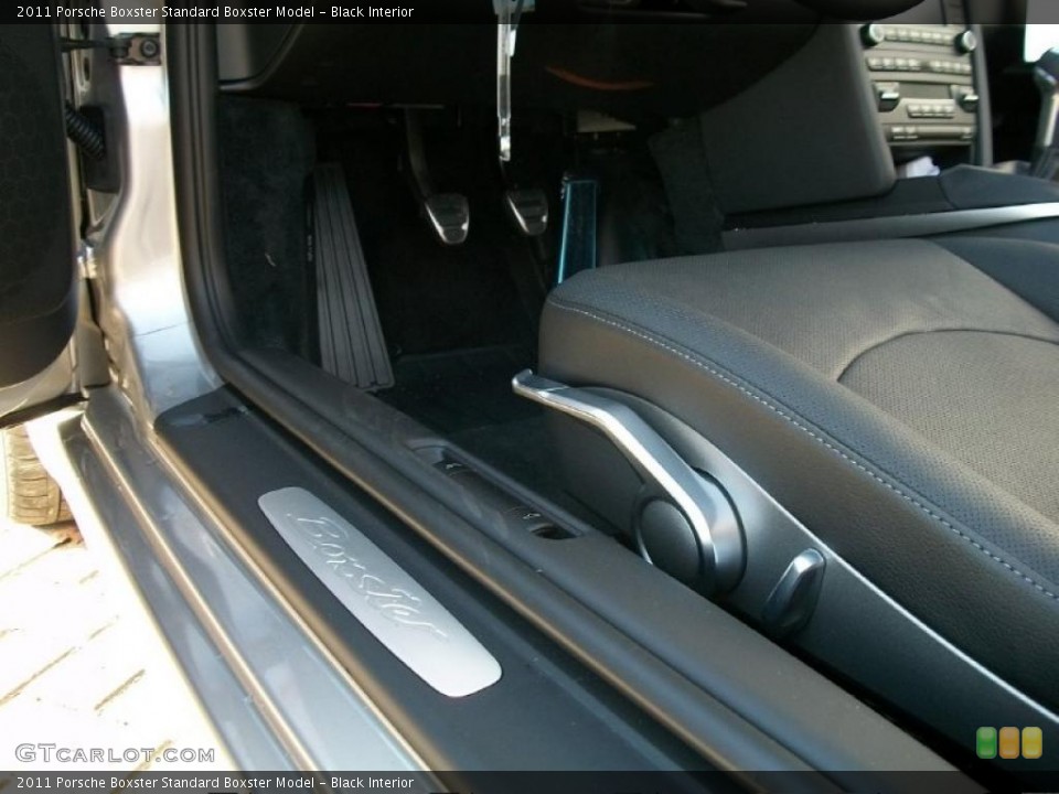 Black Interior Controls for the 2011 Porsche Boxster  #39678971