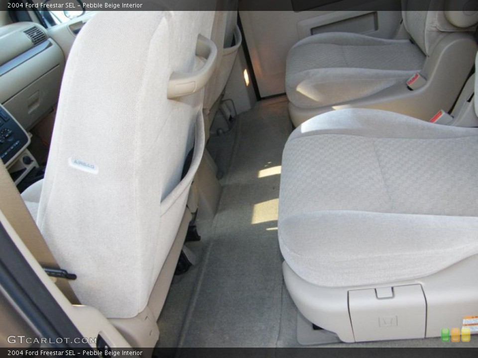 Pebble Beige Interior Photo for the 2004 Ford Freestar SEL #39683431