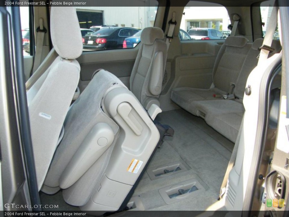 Pebble Beige Interior Photo for the 2004 Ford Freestar SEL #39683455