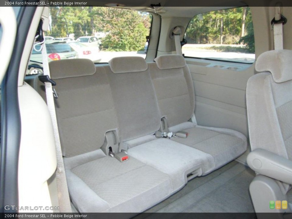Pebble Beige Interior Photo for the 2004 Ford Freestar SEL #39683491
