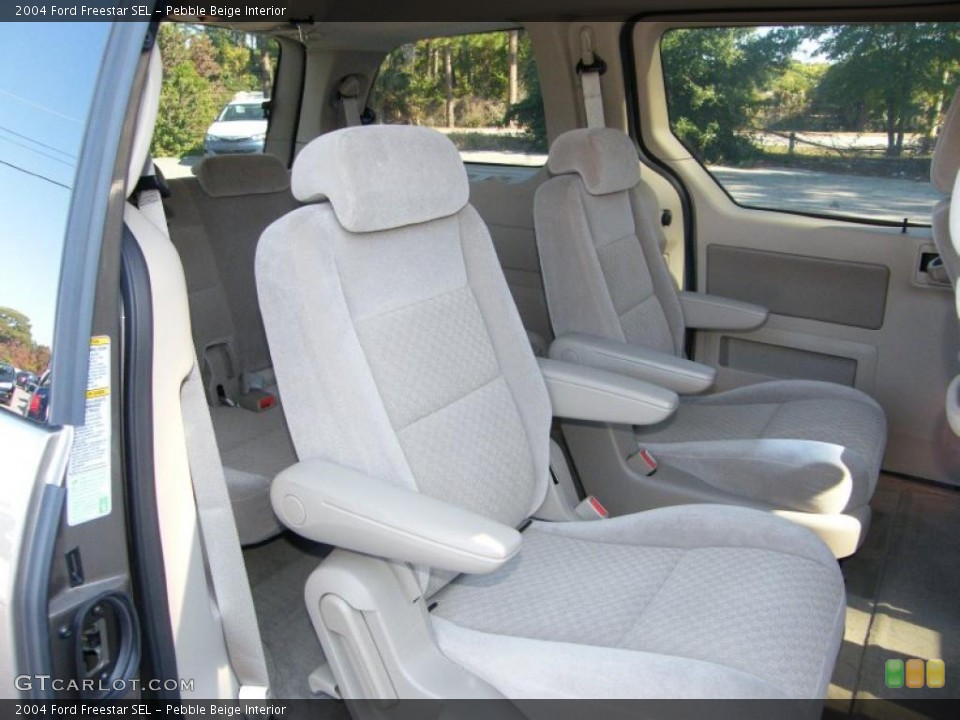 Pebble Beige Interior Photo for the 2004 Ford Freestar SEL #39683523
