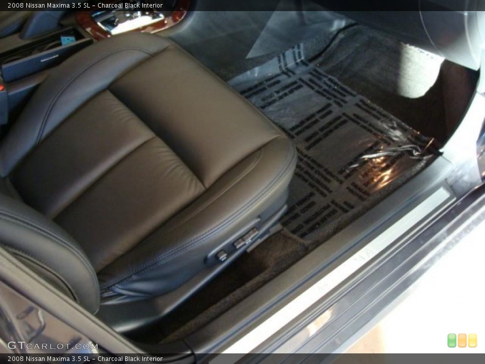 Charcoal Black Interior Photo for the 2008 Nissan Maxima 3.5 SL #39684159
