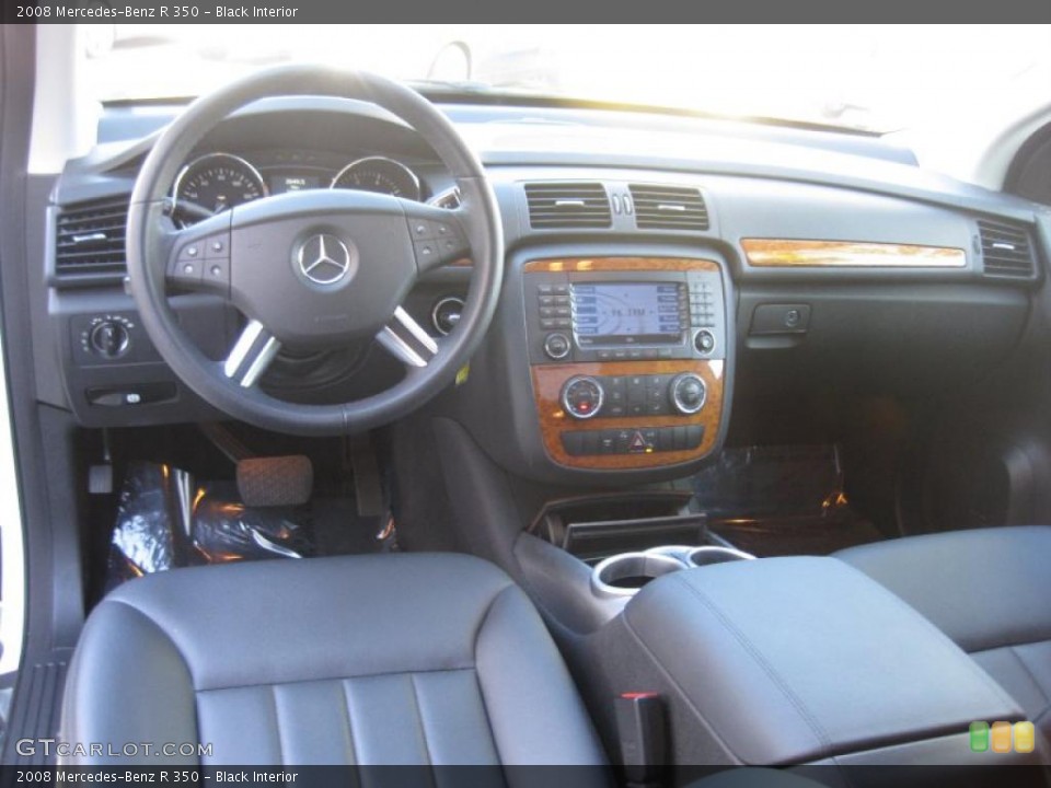 Black Interior Photo for the 2008 Mercedes-Benz R 350 #39686167
