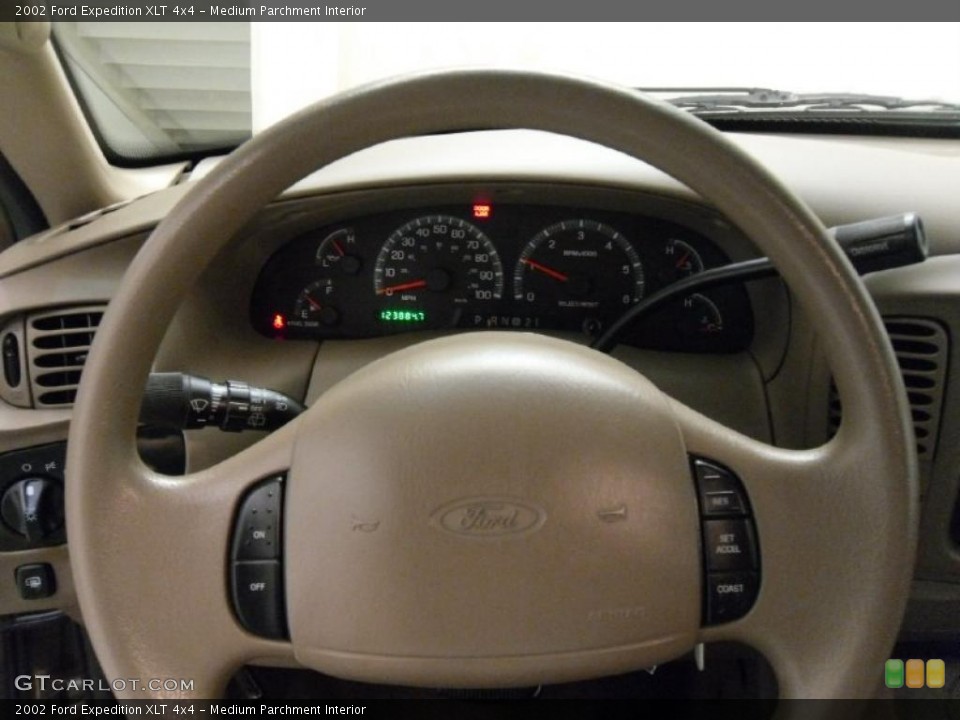 Medium Parchment Interior Steering Wheel for the 2002 Ford Expedition XLT 4x4 #39693643