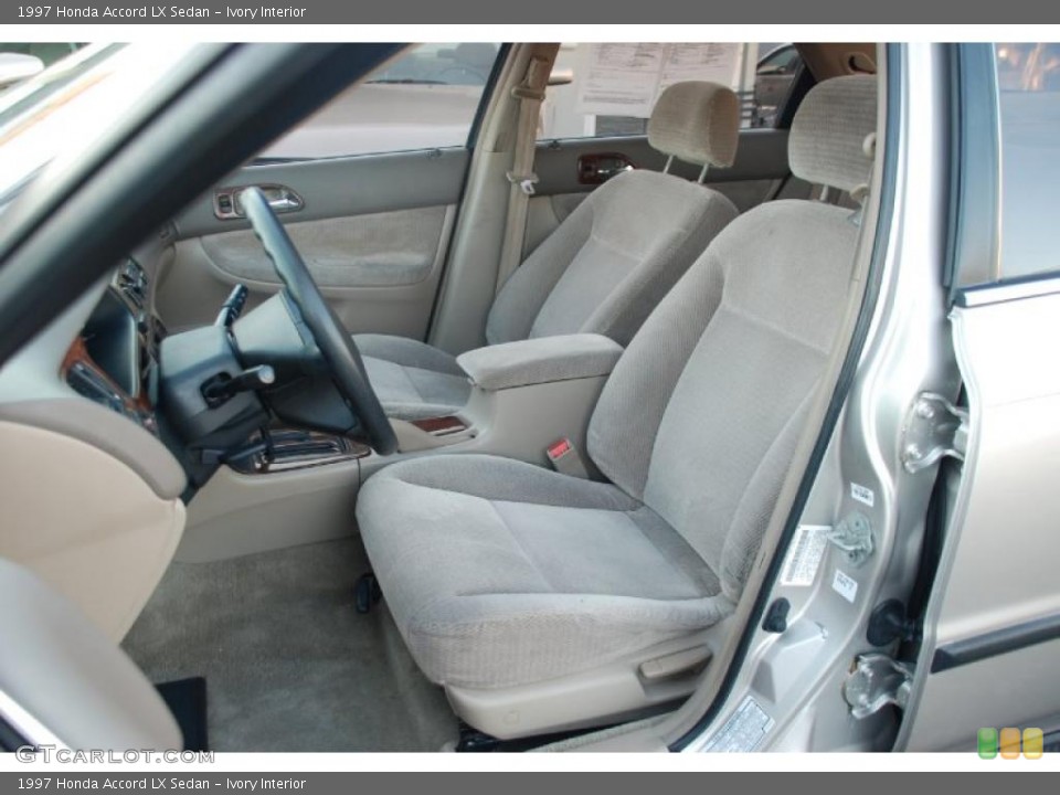 Ivory Interior Photo for the 1997 Honda Accord LX Sedan #39695755