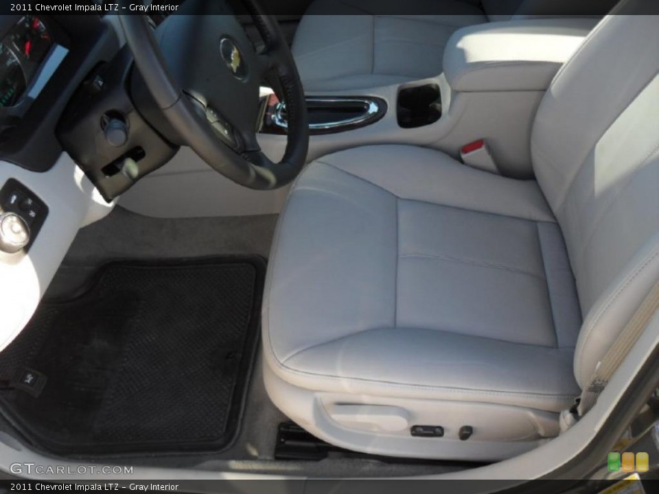 Gray Interior Photo for the 2011 Chevrolet Impala LTZ #39703043