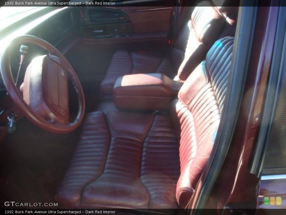 Dark Red Interior Photo for the 1992 Buick Park Avenue Ultra Supercharged #39707031