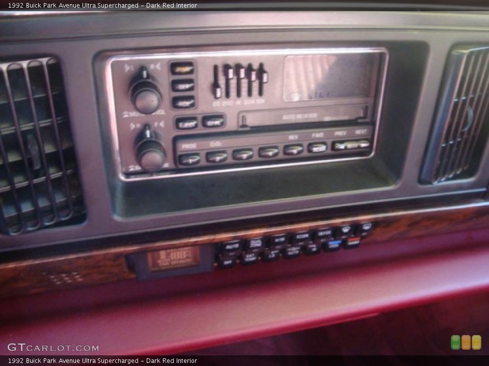 Dark Red Interior Controls for the 1992 Buick Park Avenue Ultra Supercharged #39707135