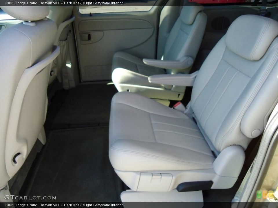 Dark Khaki/Light Graystone Interior Photo for the 2006 Dodge Grand Caravan SXT #39708695