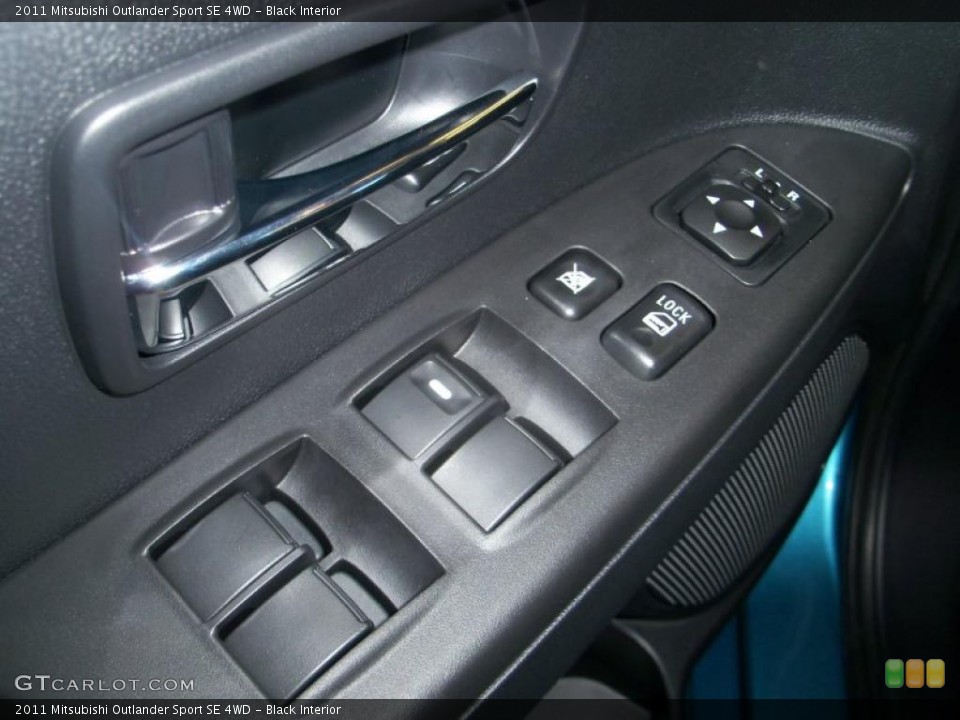 Black Interior Controls for the 2011 Mitsubishi Outlander Sport SE 4WD #39716027