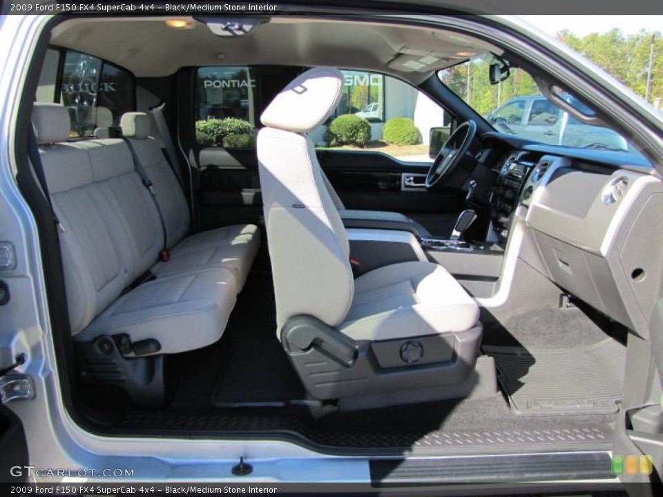 Black/Medium Stone Interior Photo for the 2009 Ford F150 FX4 SuperCab 4x4 #39717291