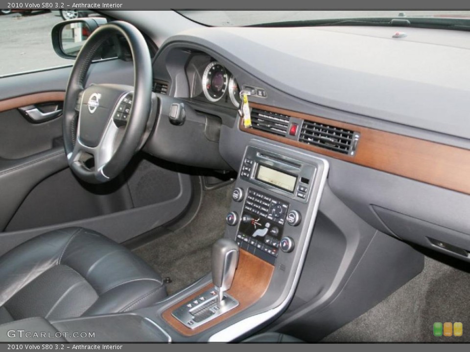 Anthracite Interior Photo for the 2010 Volvo S80 3.2 #39717459