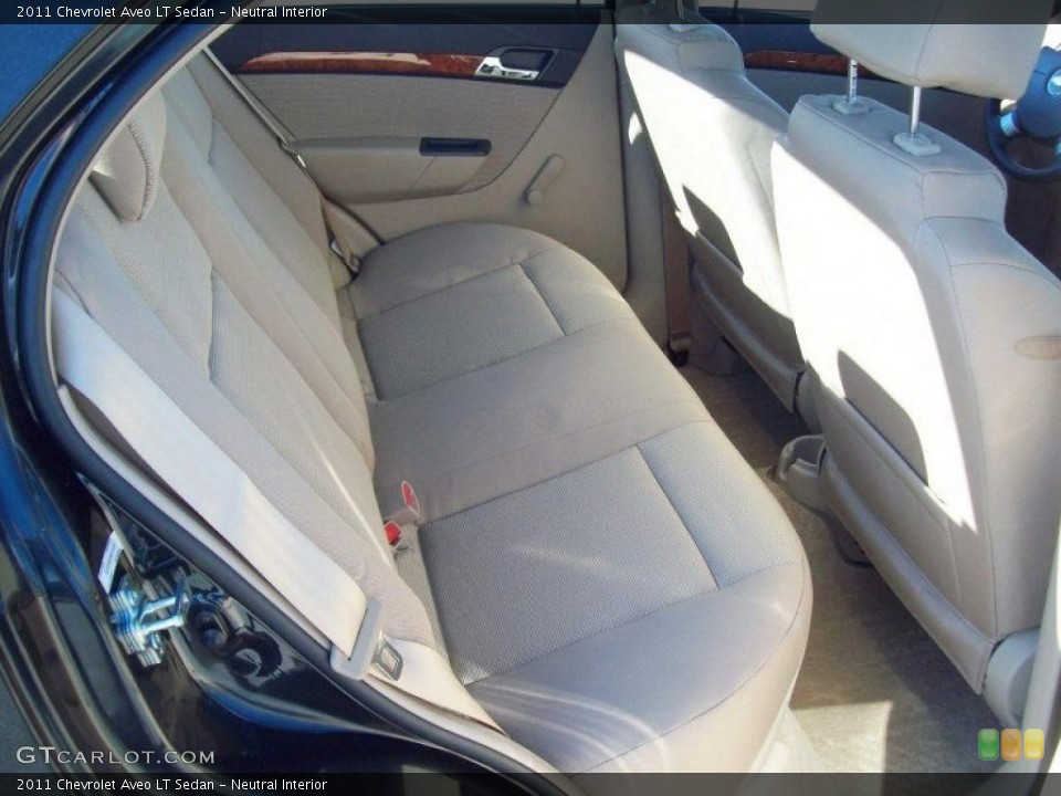 Neutral Interior Photo for the 2011 Chevrolet Aveo LT Sedan #39718043