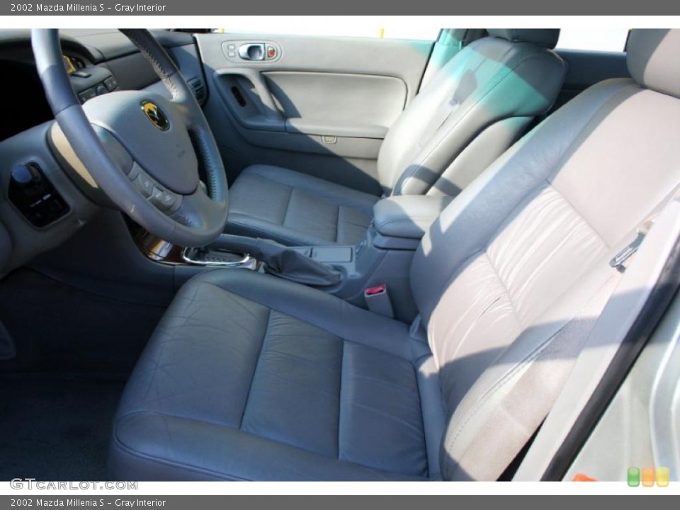 Gray Interior Photo for the 2002 Mazda Millenia S #39719319