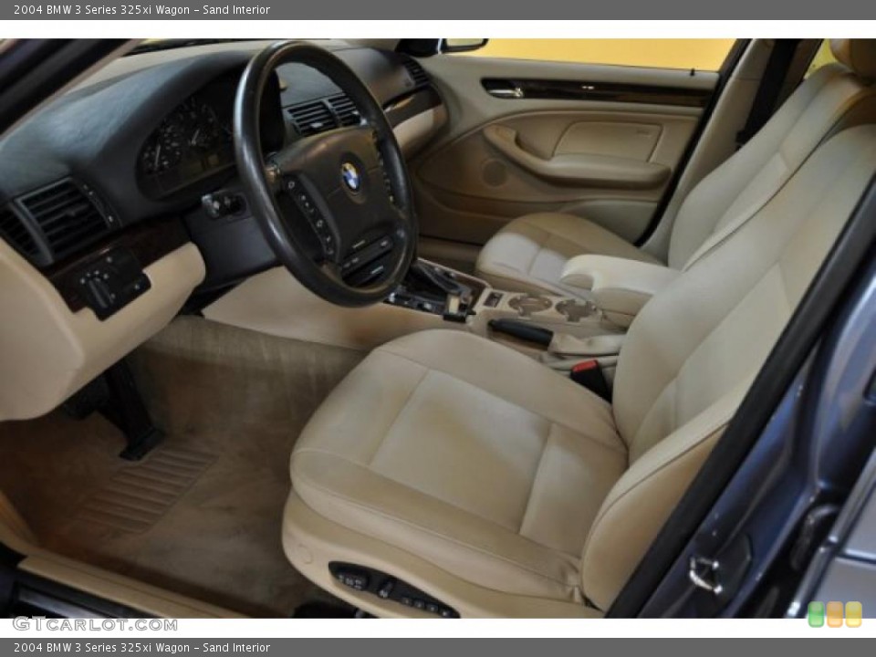 Sand Interior Photo for the 2004 BMW 3 Series 325xi Wagon #39720515