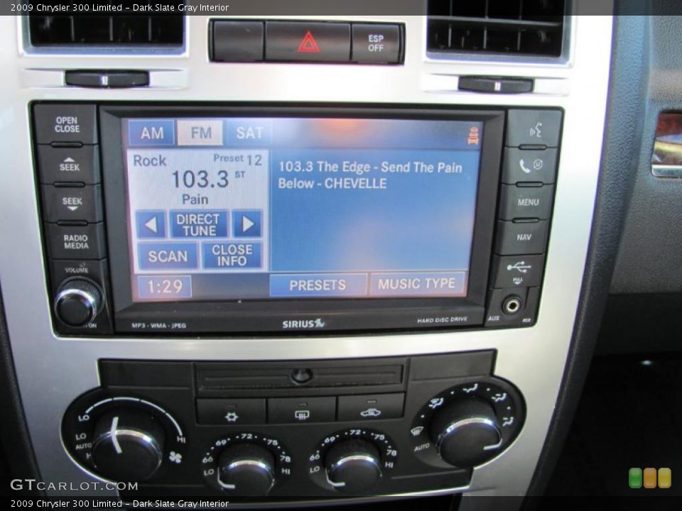 Dark Slate Gray Interior Controls for the 2009 Chrysler 300 Limited #39727207