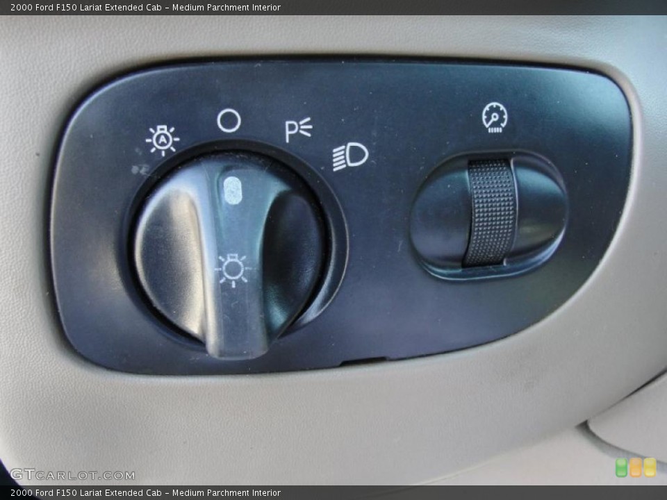 Medium Parchment Interior Controls for the 2000 Ford F150 Lariat Extended Cab #39735257