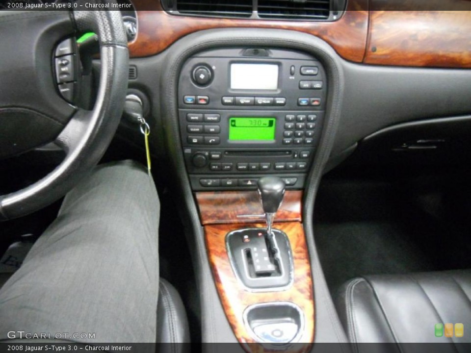 Charcoal Interior Controls for the 2008 Jaguar S-Type 3.0 #39735985
