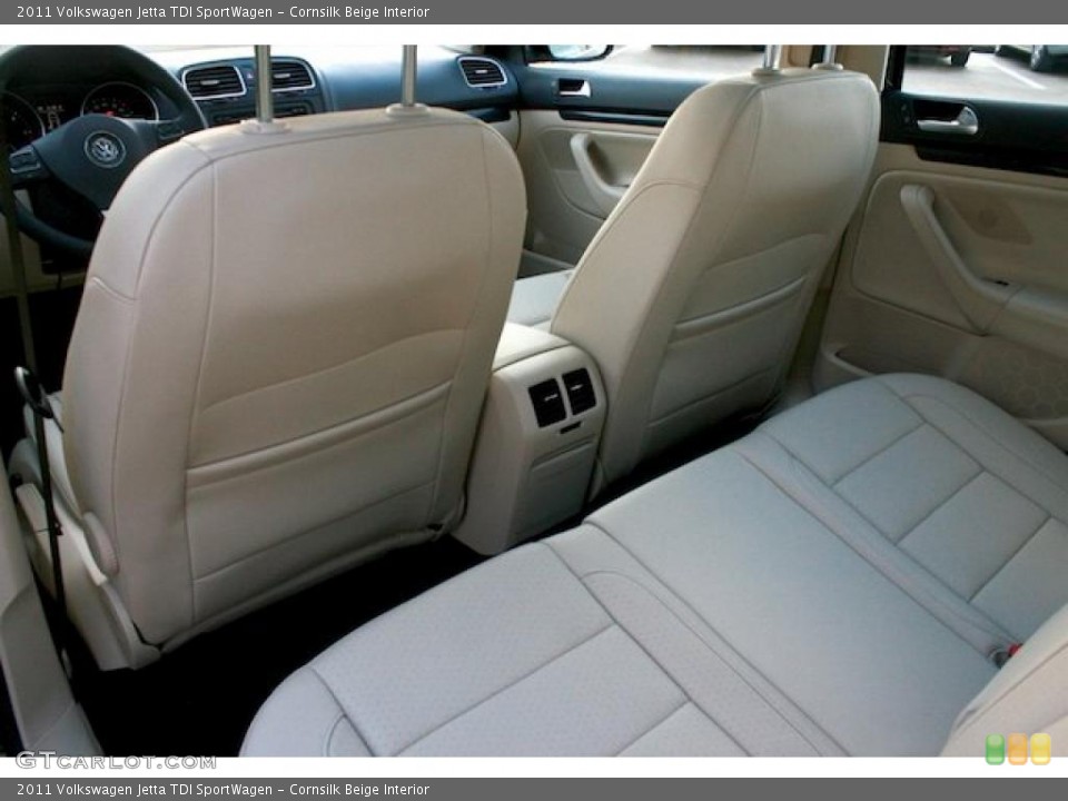 Cornsilk Beige Interior Photo for the 2011 Volkswagen Jetta TDI SportWagen #39738341