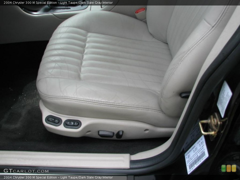 Light Taupe/Dark Slate Gray Interior Photo for the 2004 Chrysler 300 M Special Edition #39743194